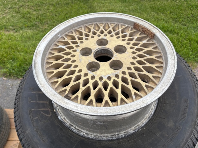 1535837-2 Kompletthjul 4 st med aluminiumfälgar Jeep Cherokee XJ