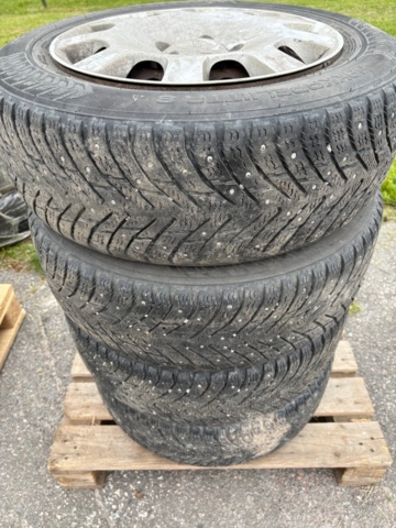 1535839-2 Kompletthjul 4 st med navkapslar – Saab