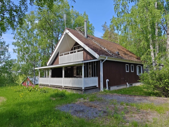 1401373-1 Fastighet Boden Svartlå 1:77