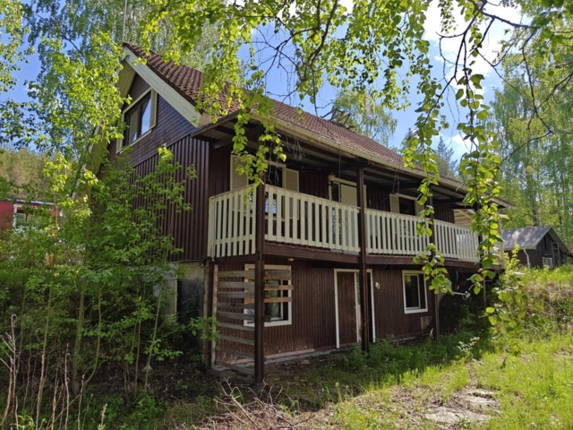 1401373-6 Fastighet Boden Svartlå 1:77
