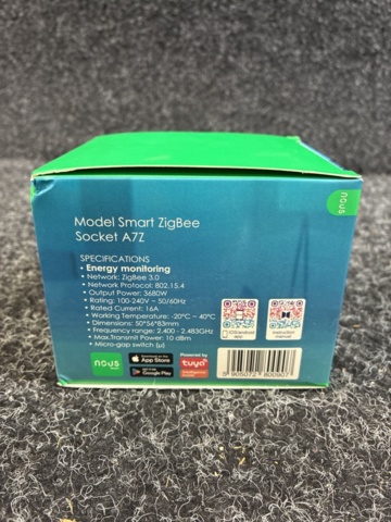 1538494-20 Bordslampor, TV-stativ, Smart plug m.m.