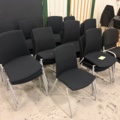 1535844-6 Konferensstolar med klädd sits och rygg - 29 st