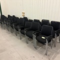 1535845-1 Konferensstolar med armstöd - 74 st