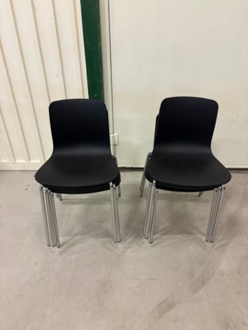 1535846-4 Stapelbara stolar - 8 st