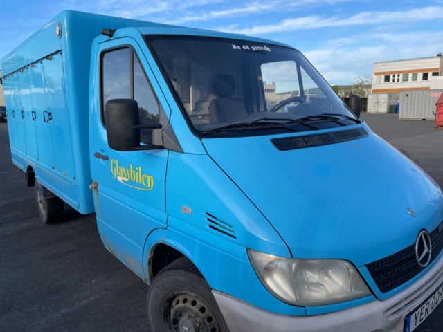 1538661-4 Glassbilen