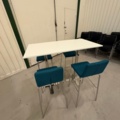1535849-1 Barbord med 4 barstolar