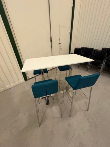 1535849-1 Barbord med 4 barstolar
