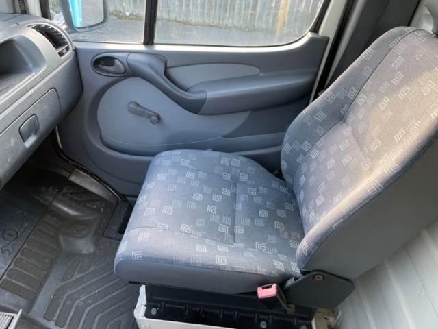 1538661-23 Glassbilen