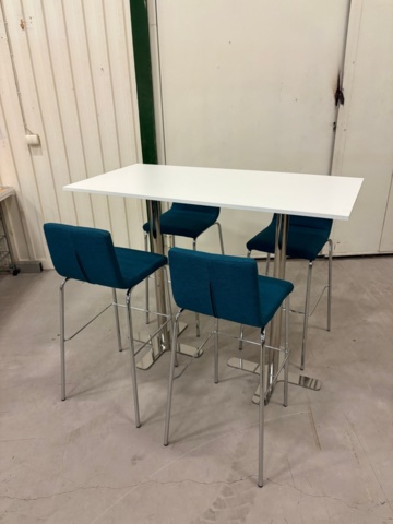 1535849-7 Barbord med 4 barstolar