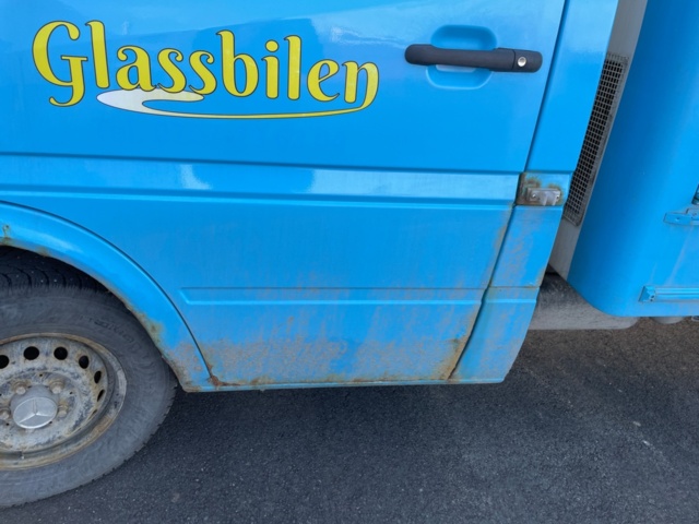 1538661-43 Glassbilen
