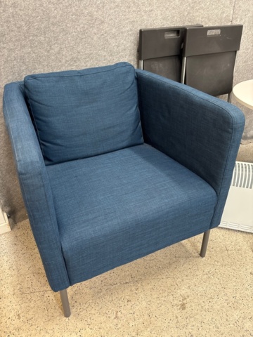 1482496-2 Collection of seating furniture and tables - Armchairs, bar stools, tables etc.