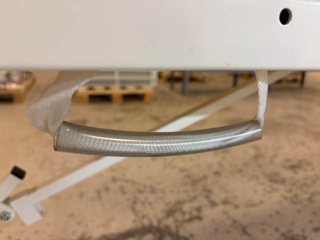 1535871-8 Treatment table - Tarsus