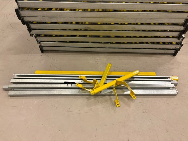 1535873-8 Pallställ med rullbanor och tillbehör - SSI Schäfer