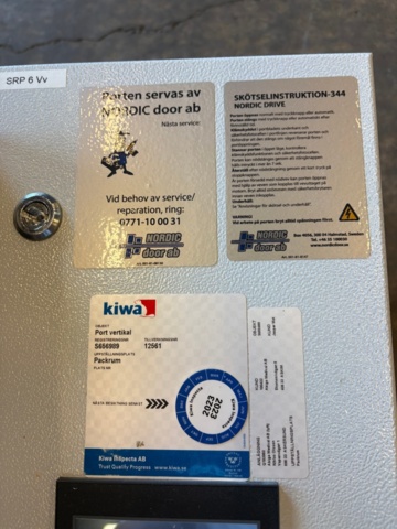 1535882-5 Industriport med drivsystem och styrutrustning - Nordic Door AB