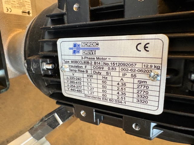 1535882-10 Industriport med drivsystem och styrutrustning - Nordic Door AB