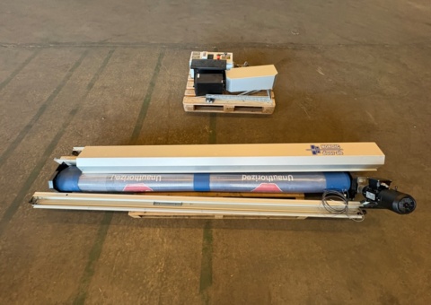 Industriport med drivsystem och styrutrustning - Nordic Door AB