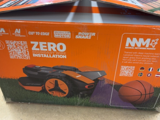 1539307-3 Robotgräsklippare - Worx Landroid Vision WR208E