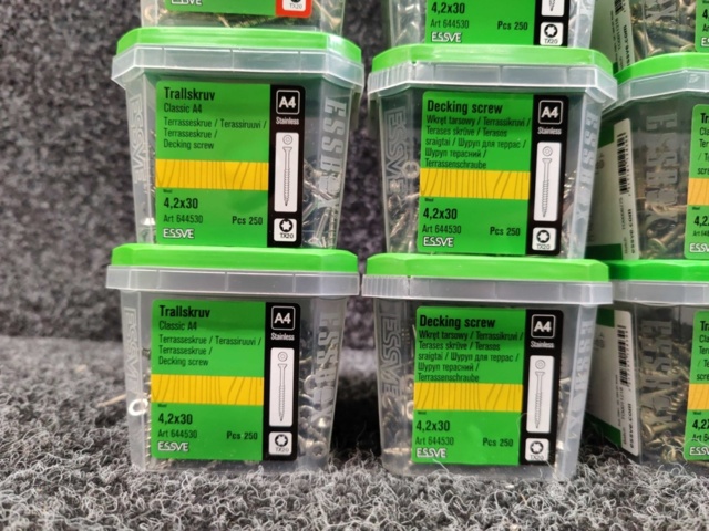 1526305-2 3500 pcs Trall screw 4.2x30mm, Essve