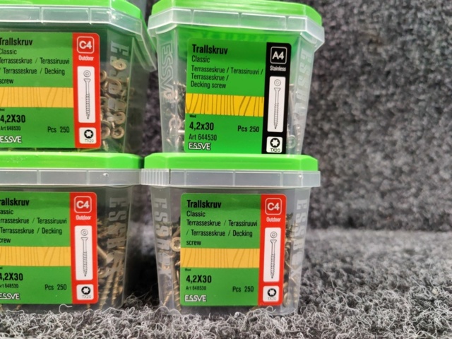 1526305-4 3500 pcs Trall screw 4.2x30mm, Essve