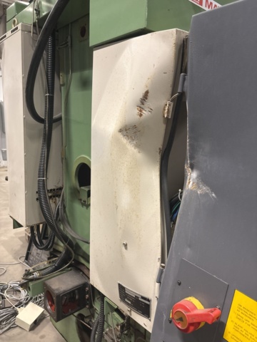 1373149-11 CNC-bearbetningsmaskin - Matsuura MC-510V - 1991 - Reparationsobjekt