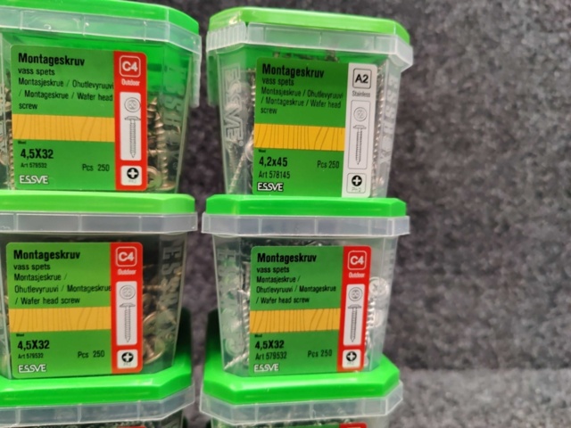 1539405-6 12 st Förpackningar Montageskruv, Essve