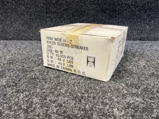 1536772-1 Ca 10.000 st Montageskruv 4.2x19mm
