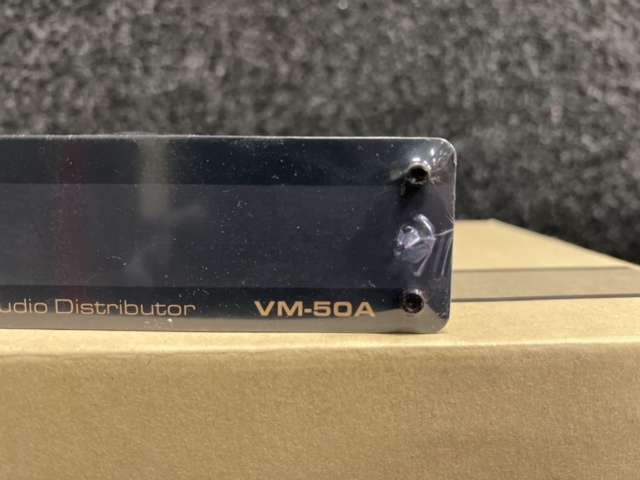 1536776-5 1:5 ljuddistributionsförstärkare Kramer VM-50A & Robotdammsugare Xiaomi Robot Vacuum S20