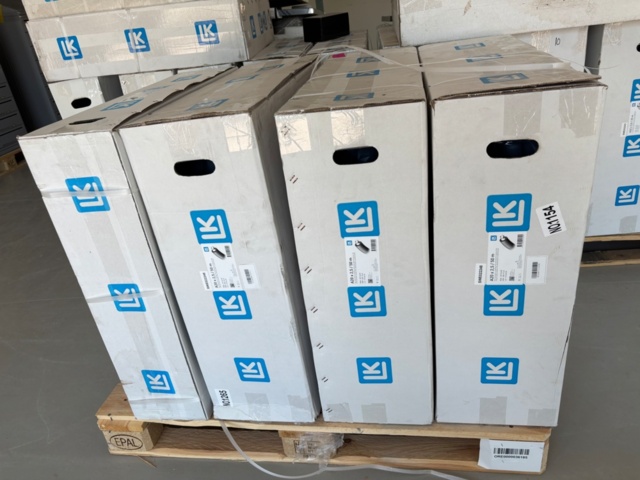 1539479-3 Parti med Alupex-rör i tre dimensioner - LK Systems