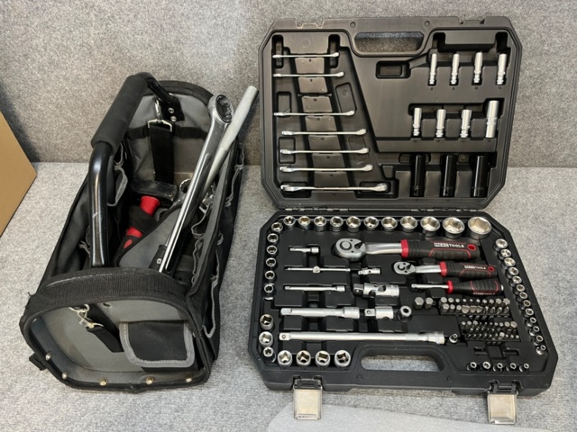 1511292-1 Tool kit, socket wrench set, block wrenches, tool bag
