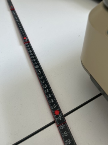 1539581-6 Kontorsarbetsplats - Datorskärm samt möbler