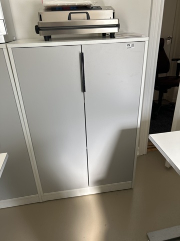 1539583-2 Skåp/byråer 3 st