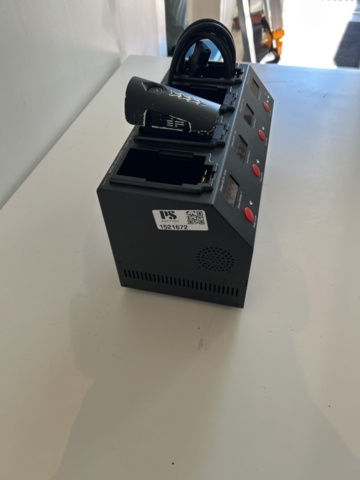 1539584-4 Battery charging station - Smart Powercharge SPC M100+