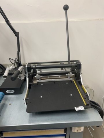 1539596-1 Pappersskärare / skärmaskin - Accu Cutter