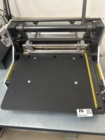 1539596-2 Pappersskärare / skärmaskin - Accu Cutter