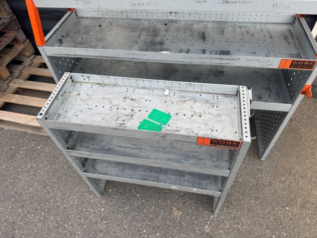 1405929-8 Bilinredning / Verkstadsinredning till transportbil