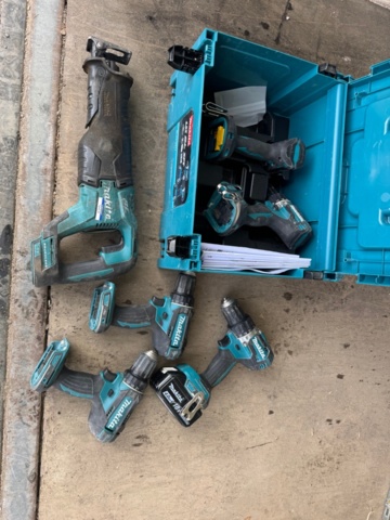 1405932-1 6st Makita maskiner