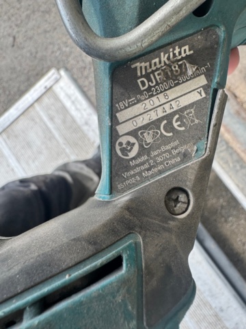 1405932-10 6st Makita maskiner