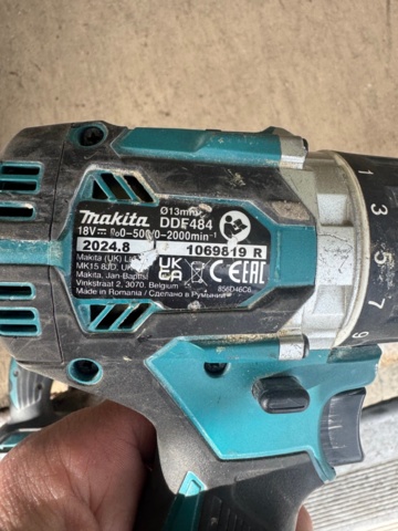 1405932-16 6st Makita maskiner