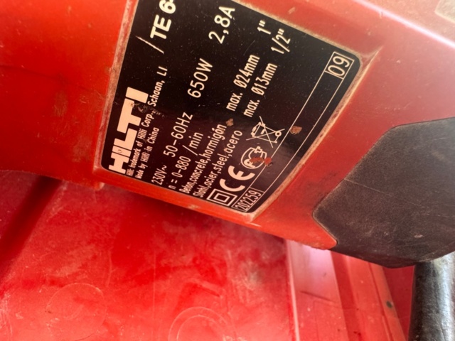 1405933-5 Hilti maskinpaket – 2st maskiner