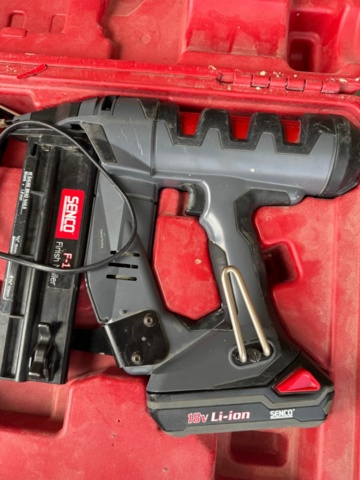 1405935-4 Senco nail gun F-18S - newly serviced