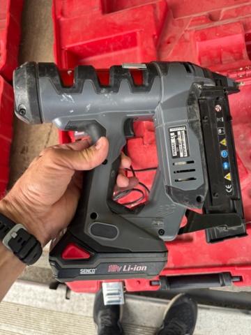 1405935-8 Senco nail gun F-18S - newly serviced