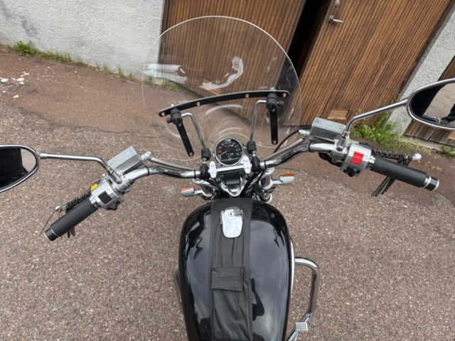 1140953-17 Suzuki Cycles VS800GLP Intruder 0.8 Manuell, 50hk, 1999