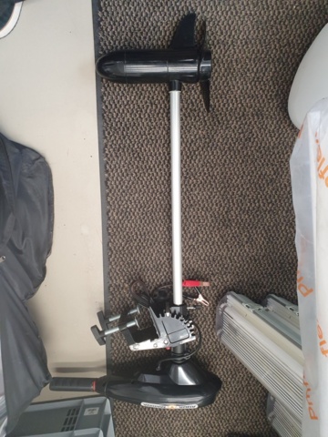 1521830-14 Inflatable boat with motor