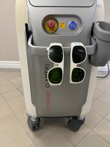 1405938-12 Lutronic Clarity II – Professionell Alexandrit- & Nd:YAG-laser