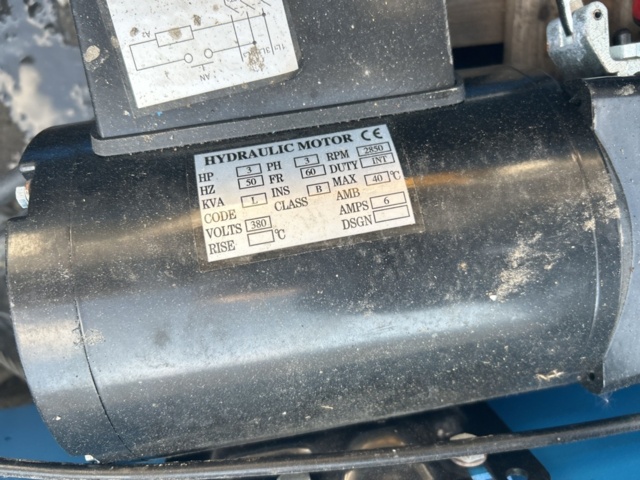 1521864-4 2-pillar lift 4000 kg - Beijing J&F Group
