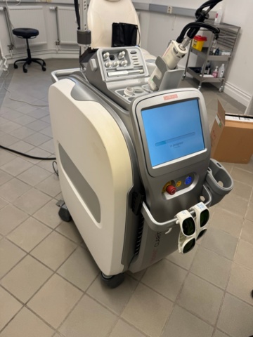 1405938-25 Lutronic Clarity II – Professionell Alexandrit- & Nd:YAG-laser