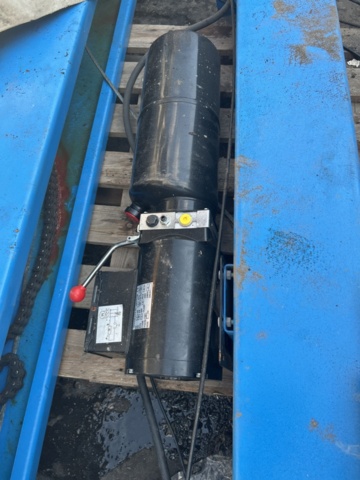 1521864-10 2-pillar lift 4000 kg - Beijing J&F Group