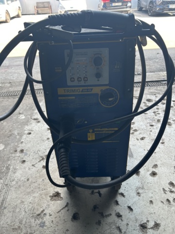 1521865-3 MIG/MAG welder with accessories - GYS Trimig 200-4S