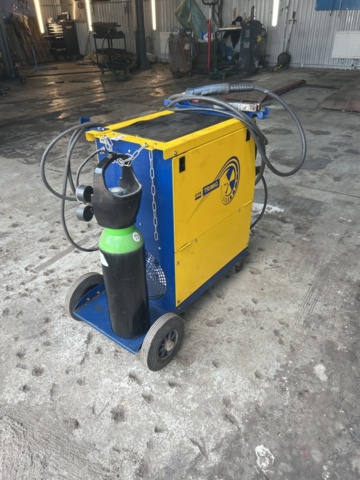 1521865-6 MIG/MAG welder with accessories - GYS Trimig 200-4S