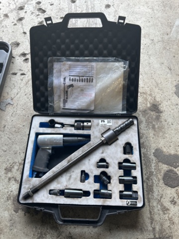 1521867-1 Diesel injector puller kit with air hammer and adapters - Laser 6263